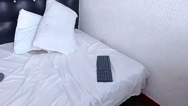 Snapshot of slutty_collegegirl chatting on February 5, 2025, 11:28 pm slutty collegegirl online show from February 5, 2025, 11:28 pm