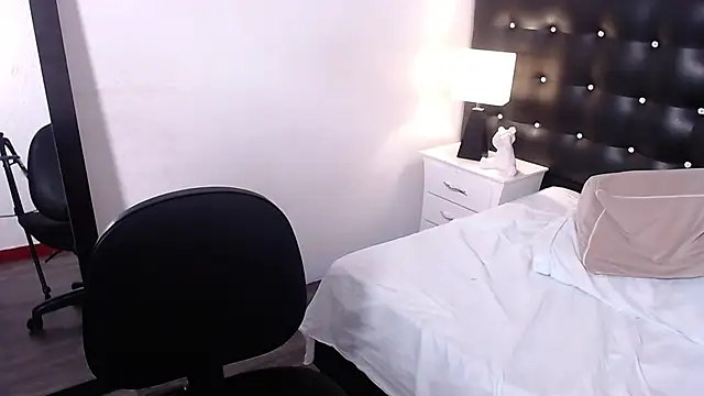 Snapshot of slutty_collegegirl chatting on January 31, 2025, 10:52 pm slutty collegegirl online show from January 31, 2025, 10:52 pm