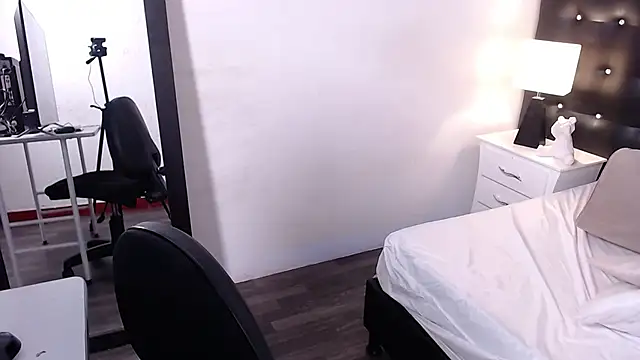 Snapshot of slutty_collegegirl chatting on February 1, 2025, 1:55 am slutty collegegirl online show from February 1, 2025, 1:55 am