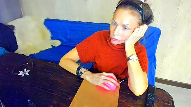 Snapshot of Elizabe_th chatting on July 24, 2026, 8:05 pm Elizabe th online show from July 24, 2026, 8:05 pm