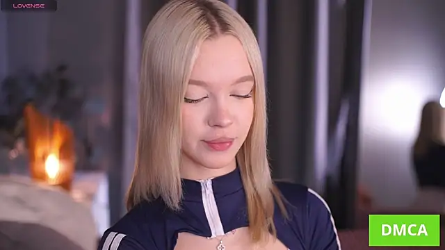 Snapshot of _AlinaBailey chatting on November 14, 2025, 7:12 am AlinaBailey online show from November 14, 2025, 7:12 am