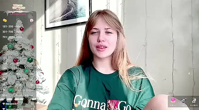 Snapshot of PureAlisMiracle chatting on December 24, 2024, 11:06 am PureAlisMiracle online show from December 24, 2024, 11:06 am