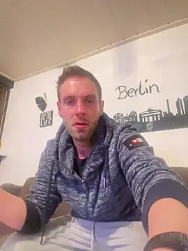 privat-official online show from February 28, 2025, 10:50 pm