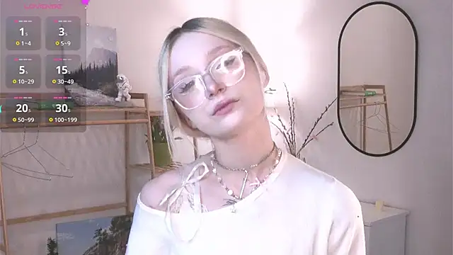 Naughty  Couplles online show from February 22, 2026, 3:09 am