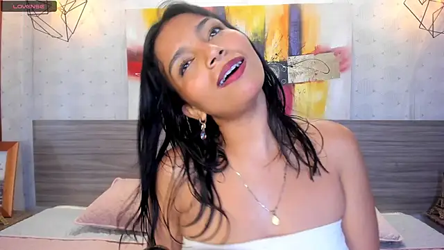 Snapshot of Candys_victoria chatting on March 1, 2025, 1:43 am Candys victoria online show from March 1, 2025, 1:43 am