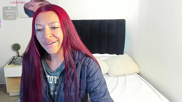 Snapshot of Scarlett__bell chatting on September 12, 2025, 1:22 pm Scarlett bell online show from September 12, 2025, 1:22 pm