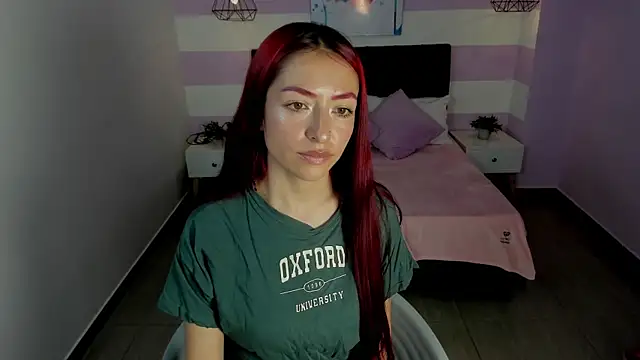 Snapshot of Scarlett__bell chatting on November 18, 2025, 2:31 pm Scarlett bell online show from November 18, 2025, 2:31 pm