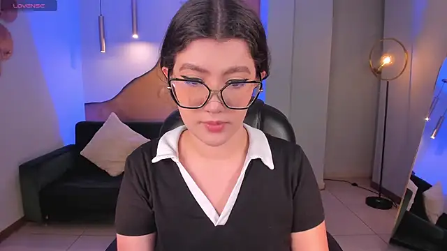 AmberFarrell online show from November 10, 2025, 8:25 pm