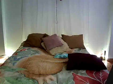 Hanna Charming online show from February 26, 2025, 10:04 pm