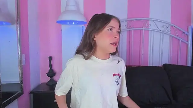 Liah Grey8 online show from October 14, 2025, 8:53 pm