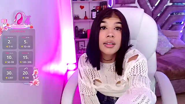 Snapshot of AliceWalker_11 chatting on December 4, 2025, 8:41 pm AliceWalker 11 online show from December 4, 2025, 8:41 pm