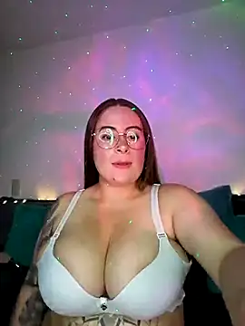 soofy   online show from July 7, 2026, 4:37 am