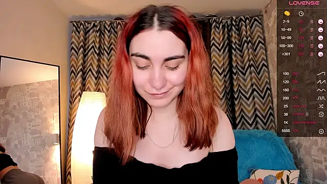 Snapshot of hannacheekss_ chatting on February 3, 2026, 6:40 am hannacheekss online show from February 3, 2026, 6:40 am