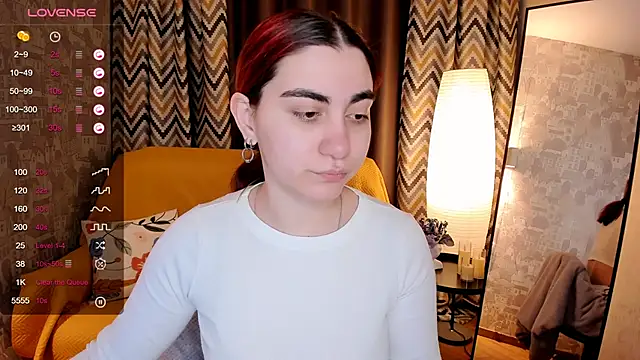 Snapshot of hannacheekss_ chatting on February 20, 2026, 2:08 am hannacheekss online show from February 20, 2026, 2:08 am