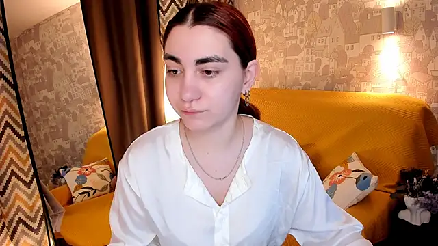 Snapshot of hannacheekss_ chatting on June 5, 2026, 6:52 am hannacheekss online show from June 5, 2026, 6:52 am