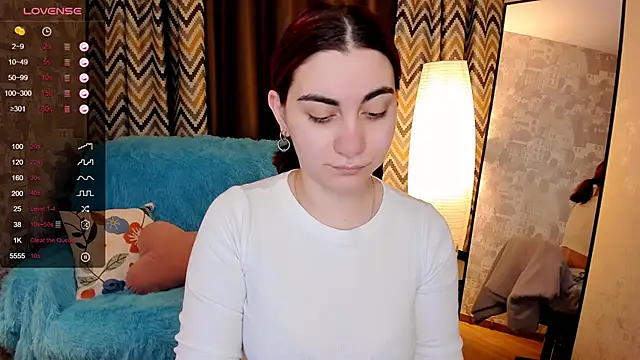 Snapshot of hannacheekss_ chatting on January 15, 2026, 2:04 am hannacheekss online show from January 15, 2026, 2:04 am