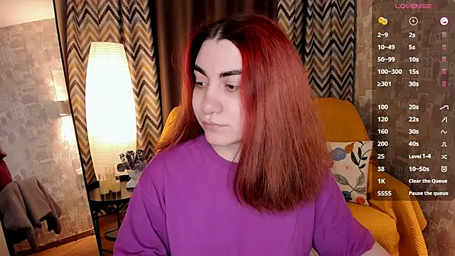 Snapshot of hannacheekss_ chatting on February 7, 2026, 2:08 am hannacheekss online show from February 7, 2026, 2:08 am