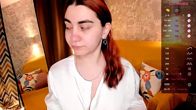Snapshot of hannacheekss_ chatting on June 9, 2026, 2:01 am hannacheekss online show from June 9, 2026, 2:01 am