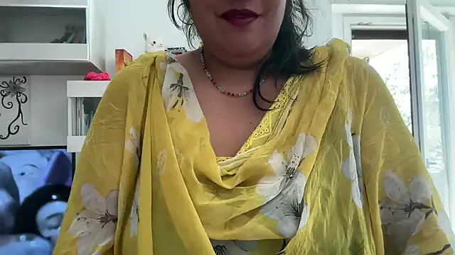 MashaCL online show from June 12, 2026, 8:56 am