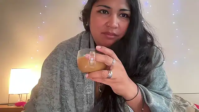 MashaCL online show from April 13, 2026, 8:40 am