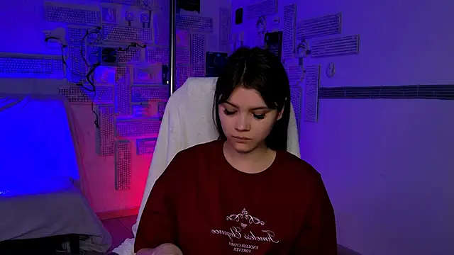 Snapshot of EvaThopson chatting on February 15, 2026, 6:03 am EvaThopson online show from February 15, 2026, 6:03 am