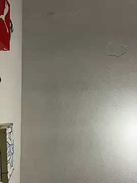 Snapshot of Hxnsovrgon chatting on February 20, 2025, 6:28 am Hxnsovrgon online show from February 20, 2025, 6:28 am