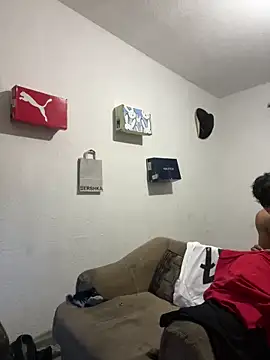 Snapshot of Hxnsovrgon chatting on March 4, 2025, 1:45 am Hxnsovrgon online show from March 4, 2025, 1:45 am