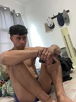 Snapshot of Hxnsovrgon chatting on March 4, 2025, 1:49 pm Hxnsovrgon online show from March 4, 2025, 1:49 pm