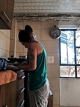 Tefannyy  online show from February 8, 2026, 1:31 pm