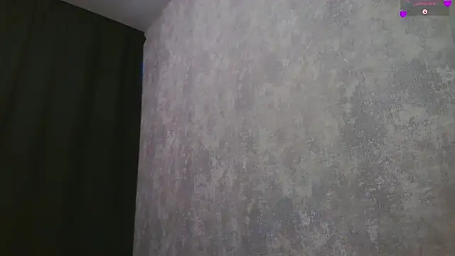 HolySinner83 online show from June 12, 2026, 5:21 pm