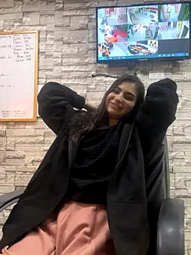 SolBeaumont1 online show from September 13, 2025, 1:00 pm