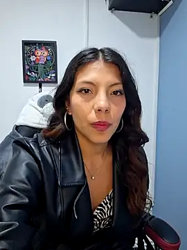 Snapshot of Selenakyle92_ chatting on December 3, 2024, 10:56 pm Selenakyle92 online show from December 3, 2024, 10:56 pm