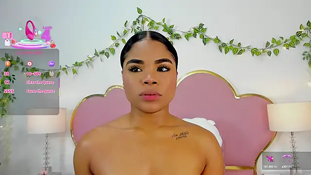 Snapshot of NahiaraReina chatting on September 11, 2025, 1:22 pm NahiaraReina online show from September 11, 2025, 1:22 pm