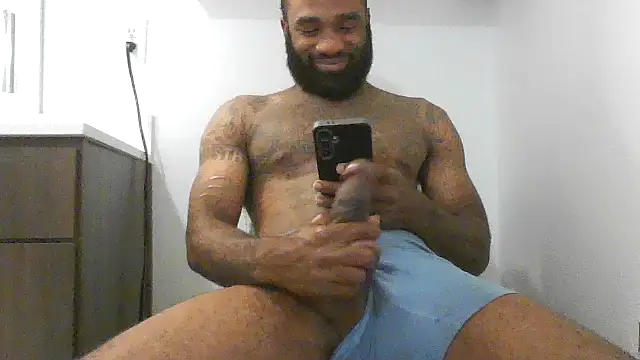 Snapshot of GoodGirlLover13 chatting on December 4, 2025, 5:17 am GoodGirlLover13 online show from December 4, 2025, 5:17 am