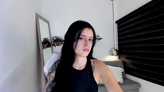 yenny garcia online show from July 13, 2026, 6:29 pm