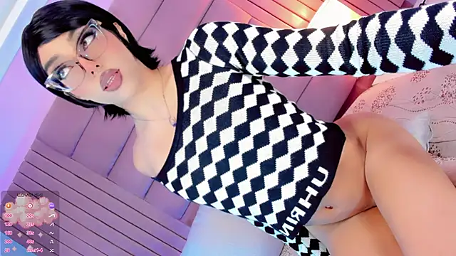 Snapshot of Baddinner chatting on April 6, 2026, 1:23 pm Baddinner online show from April 6, 2026, 1:23 pm