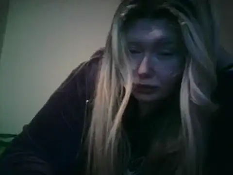 Snapshot of lilah-xo chatting on February 18, 2025, 11:19 pm lilah-xo online show from February 18, 2025, 11:19 pm