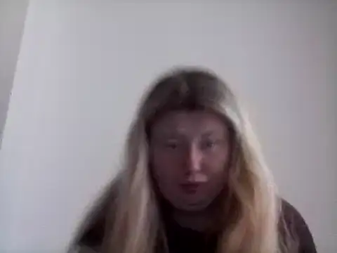 Snapshot of lilah-xo chatting on February 15, 2025, 3:39 pm lilah-xo online show from February 15, 2025, 3:39 pm