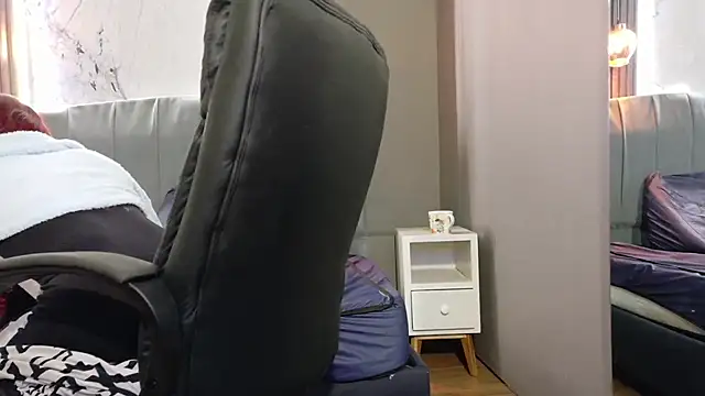 Snapshot of engel_devil chatting on December 15, 2025, 11:38 am engel devil online show from December 15, 2025, 11:38 am