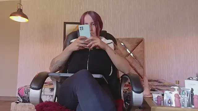 Snapshot of engel_devil chatting on November 8, 2025, 12:42 pm engel devil online show from November 8, 2025, 12:42 pm