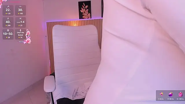 cloe sirena online show from March 27, 2026, 2:18 pm