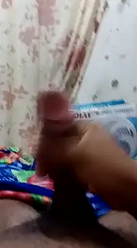 Snapshot of kaua_rola_de_mel chatting on December 25, 2024, 1:20 am kaua rola de mel online show from December 25, 2024, 1:20 am