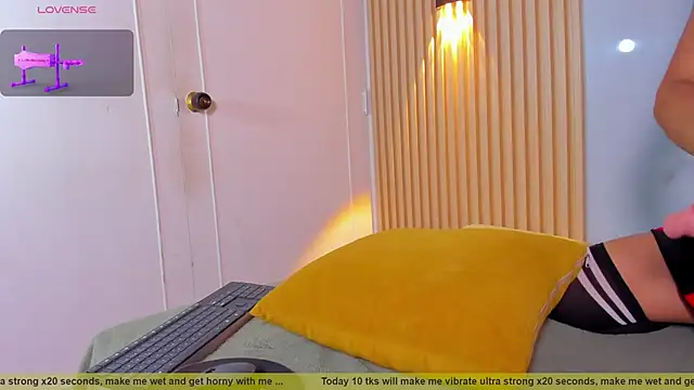 Lil eva2 online show from September 11, 2025, 7:25 pm