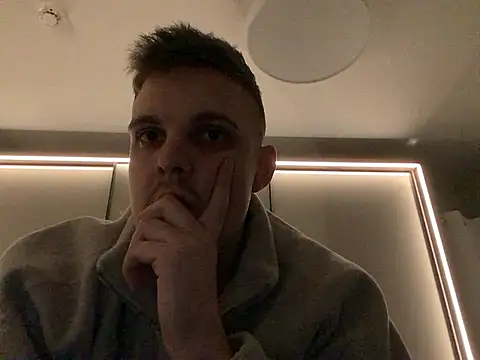 neilho1 online show from December 30, 2024, 5:55 pm