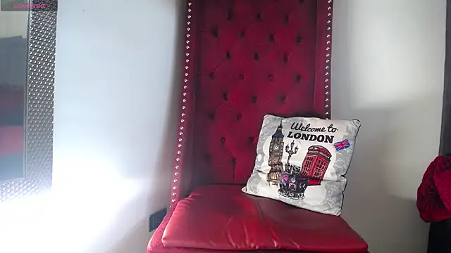 Snapshot of BiancaAntonelli chatting on December 15, 2025, 1:06 pm BiancaAntonelli online show from December 15, 2025, 1:06 pm