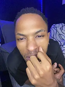 BlueIceCube online show from April 10, 2026, 9:55 pm