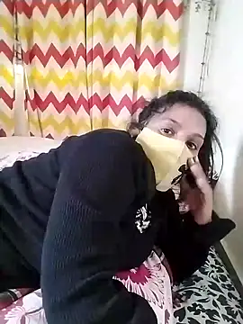 Snapshot of Strong_jasika chatting on January 1, 2025, 8:45 am Strong jasika online show from January 1, 2025, 8:45 am