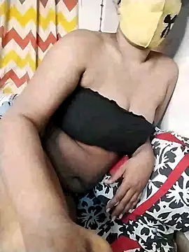 Snapshot of Strong_jasika chatting on December 30, 2024, 1:14 pm Strong jasika online show from December 30, 2024, 1:14 pm