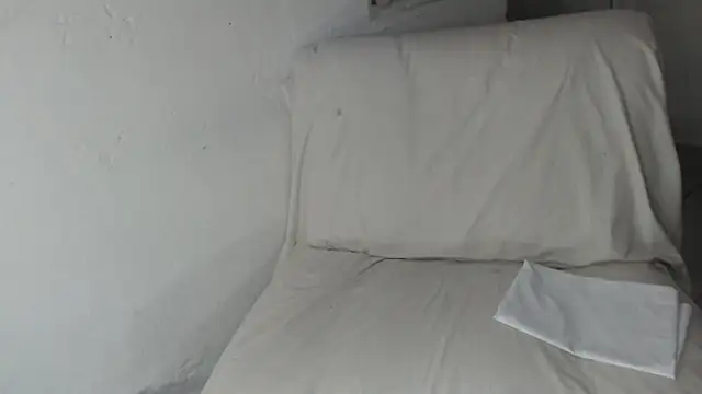 skinny sweet2411 online show from September 28, 2025, 7:15 am