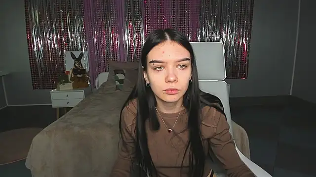 SweetyDeviliya online show from March 22, 2025, 10:49 am